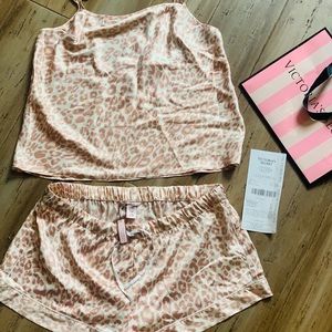 Victoria’s Secret rose leopard shorts tank pajamas